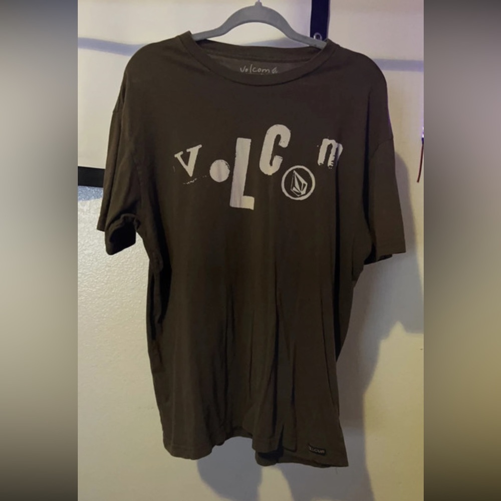 Volcom T-shirt size brown color size XXL slim fit